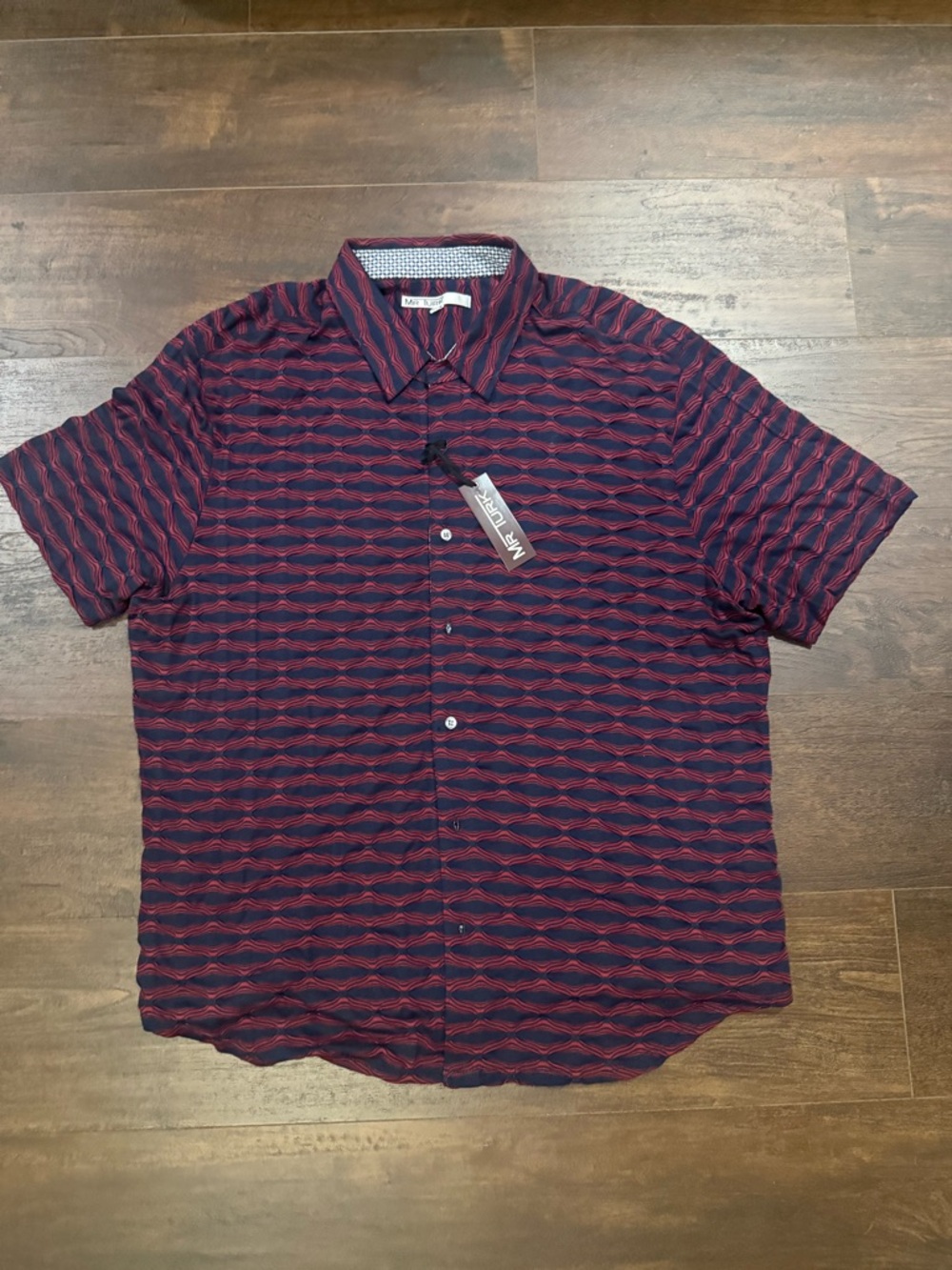 Mr Turk from Trina Turk  Burgundy & Navy Wave-Pattern Short Sleeve Button-Up